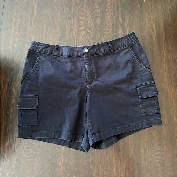 Dockers Black Twill Cargo Shorts - Picture 11 of 13